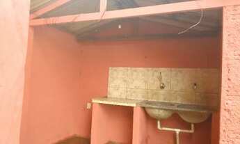 Imagem 4: Aluga-se uma casa na rua Adam Smith, 117, bairro Vila Nova, próximo ao horto