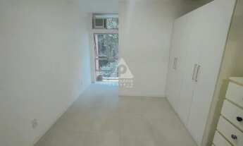 Imagem: KitnetConjugado à venda, 1 vaga, Humaitá