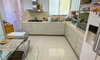 Imagem 3: Apartamento para venda com 186 metros quadrados com 3 quartos em Jóquei