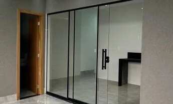 Imagem 3: MORE PRÓXIMO AO BURITI SHOPPING E AV RIO VERDE - CASA 3 Quartos 1 suíte com espaço Gourmet