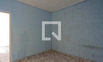 Imagem 2: Casa para Aluguel - Parque Panamericano, 2 Quartos, 25 m2