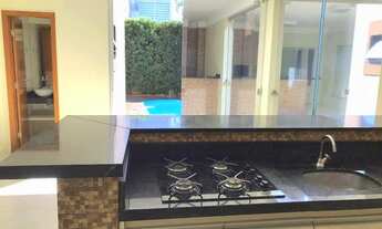 Imagem 2: Alugo casa térrea em condomínio de alto padrão. Casa com 03 suítes