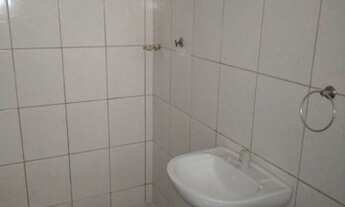 Imagem 5: Casa - Quarto, sala, cozinha, banheiro e área interna em Agostinho Porto