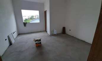 Imagem 2: Casa em fase final de acabamento no Country Club