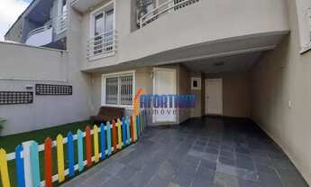 Imagem 2: Sobrado com 3 dormitórios para alugar, 131 m² por R$ 3.908,37/mês - Santo Inácio - Curitib