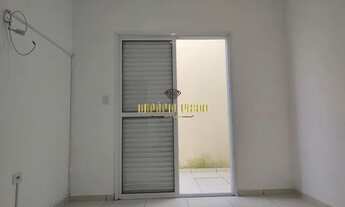 Imagem 3: Apartamento sobre loja com 2 dormitórios para aluguel no bairro Jardim Márcia - Suzano-SP