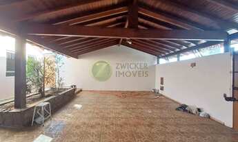 Imagem 3: Venda: Linda Casa no corredor comercial do Redentor