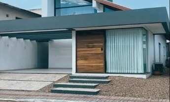 Imagem: Casa em condomínio, com 3 quartos e piscina