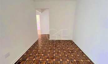 Imagem 3: * APARTAMENTO 100 % REFORMADO DE 2 DORMITÓRIOS NA QUADRA DA PRAIA NO EMBARÉ*