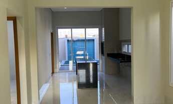 Imagem 6: Casa térrea para venda com 3 quartos, churrasqueira e piscina no Condomínio Primor das Tor