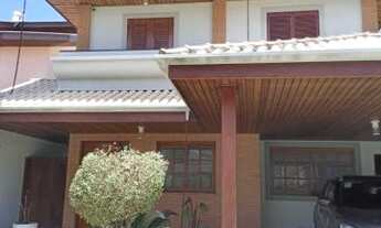 Imagem 4: Casa de condomínio sobrado para venda tem 210 metros quadrados com 4 quartos