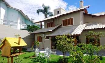 Imagem: Casa para venda tem 258m², 4 quartos em