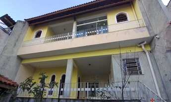 Imagem 2: SOBRADO COM 02 DORMTS SENDO SUÍTES, SALA P/ DOIS AMBIENTES, COZINHA PLANEJADA, ÁREA DE SER