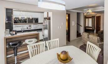 Imagem 3: Sobrado para venda tem 250 metros quadrados e 3 quartos em Tristeza - Porto Alegre - RS