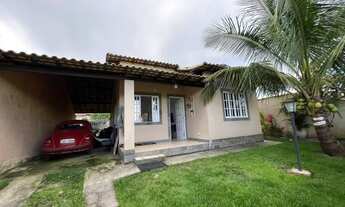 Imagem 2: Casa em Condomínio para Venda em Araruama, Fazendinha, 4 dormitórios, 1 suíte, 2 banheiros