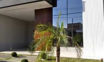 Imagem 2: Casa a venda Condomínio com Piscina e lindos móveis planejados