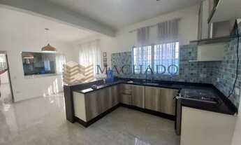 Imagem: Sobrado para aluguel possui 250 metros quadrados