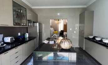 Imagem 5: VENDE-SE (PORTEIRA FECHADA URGENTE )Sobrado com 200 metros quadrados com 3 quartos todos