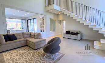 Imagem 2: Casa de condomínio para venda com 329 metros quadrados com 4 quartos