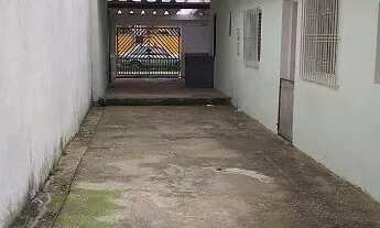 Imagem: CASA NO BAIRRO SANTA TERESINHA, EM SANTO