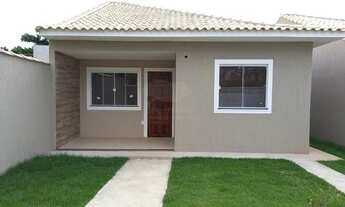 Imagem 1: Casa para Venda em Iguaba Grande, Jardim Solares, 2 dormitórios, 1 suíte, 1 banheiro, 2 va