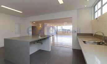 Imagem 4: Lindo e todo Reformado Apartamento Padrão de 270 m2 em bairro Nobre de São Paulo