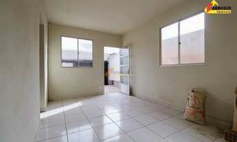 Imagem 2: Casa para aluguel, 3 quartos, 1 vaga, Residencial Alto das Oliveiras - Divinópolis/MG