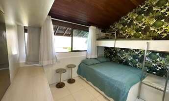 Imagem 7: Casa de condomínio para venda possui 250 metros quadrados com 4 quartos