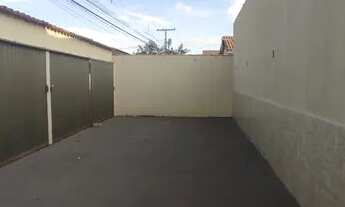 Imagem 2: Casa com dois quartos e vaga de garagem no Setor Garavelo B