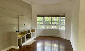 Imagem 7: Casa em Alphaville para aluguel e venda tem 350 metros quadrados com 4 quartos