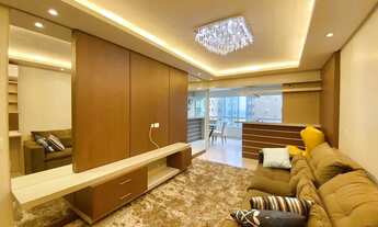 Imagem: Totalmento pronto para uso, apto com sacada