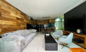 Imagem 6: Casa para aluguel e venda tem 770 metros quadrados com 5 quartos