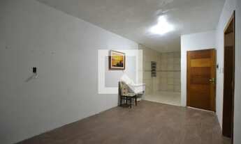 Imagem 2: Apartamento para Aluguel - Camaquã, 2 Quartos, 60 m2