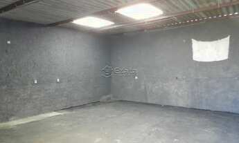 Imagem 6: Terreno com salão na Zona Norte