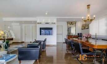 Imagem 6: Apartamento com 204 m² de área útil, 3 suítes, 3 vagas