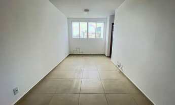 Imagem 2: Apartamento com 2 quartos, 1 suíte e 2 vagas de garagem para alugar no Nova Floresta