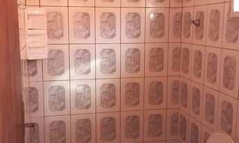 Imagem 3: Aluga se 2 cômodo banheiro lavanderia