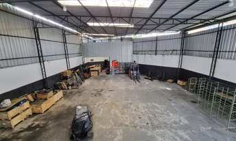 Imagem 6: Prédio Comercial pra Locação na Av. Constantino Nery 827m² Subsolo com vagas, banheiro e s