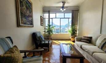 Imagem 4: Frente Pça N. Sra. Paz! 3 quartos e garagem!