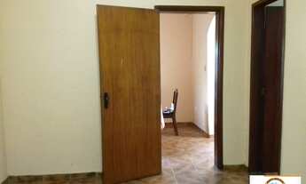 Imagem 6: Casa com três quartos, duas vagas de garagem no bairro Suzana