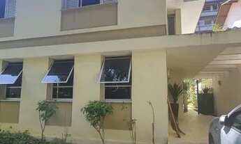 Imagem 7: Casa SOBRADO COM PISCINA em Alto de Pinheiros - São Paulo