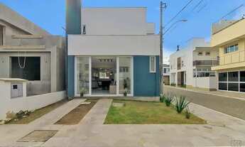 Imagem 2: Casa de condomínio para venda possui 131 metros quadrados com 3 quartos