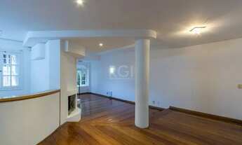 Imagem 4: Casa com 300m², 3 dormitórios, sendo 1 suite, 2 vagas - Bairro Espíirito Santo