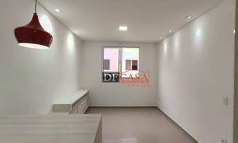 Imagem 2: Apartamento com 2 dormitórios para alugar, 42 m² por R$ 1.300,01/mês - Itaquera - São Paul