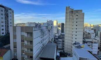 Imagem 2: Ref.: 5042 - Excelente Triplex 5 quartos no Centro