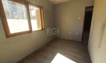 Imagem 6: Apartamento 2 dormitórios reformado com pátio