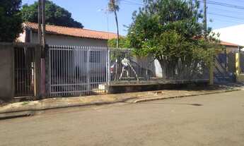 Imagem 2: CASA TERREA Casa com 3 dormitórios