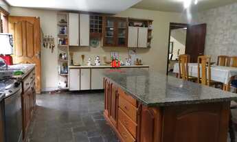 Imagem 4: Casa Duplex 655m²/ Edícula/Piscina/Sauna/lote 1.600m²/ Parque das Laranjeiras!