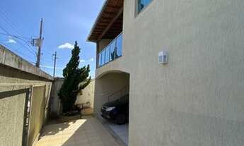 Imagem: Casa de 03 quartos, em lote com área de