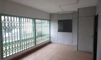 Imagem 5: Espaço de 274,40 M² possuindo 3 Casas com 3 dormitórios, 1 sala e 1 banheiro em cada